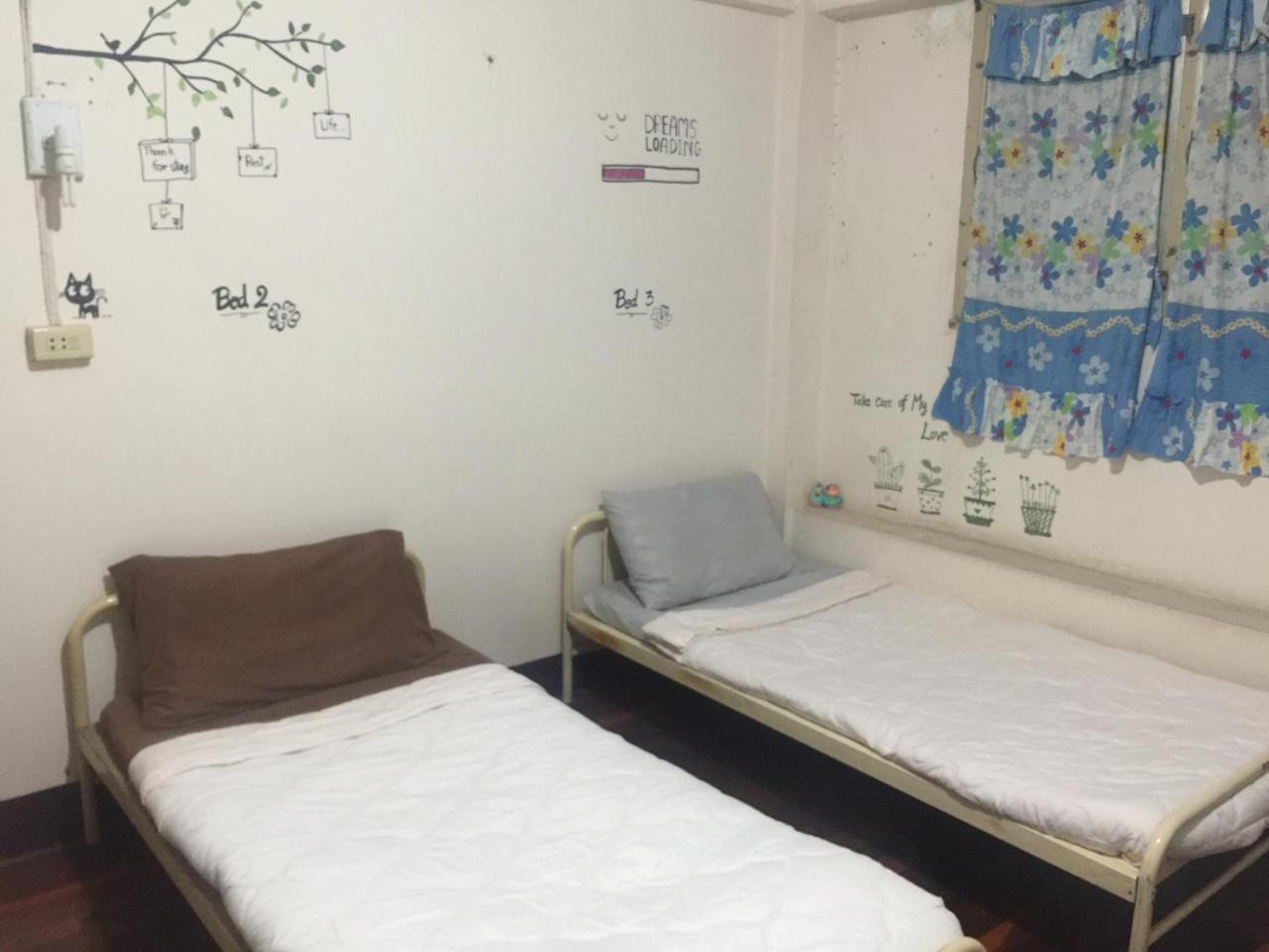 Sofia Hostel Chiang Rai Buitenkant foto