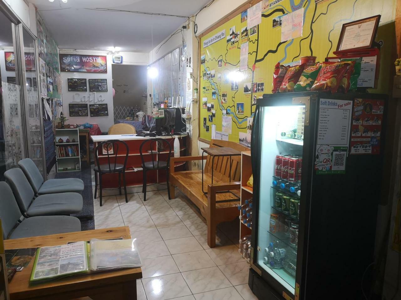 Sofia Hostel Chiang Rai Buitenkant foto