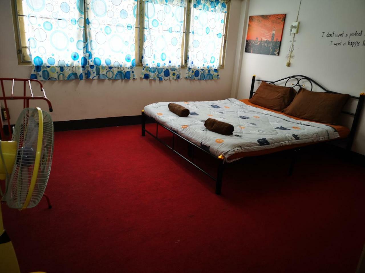 Sofia Hostel Chiang Rai Buitenkant foto