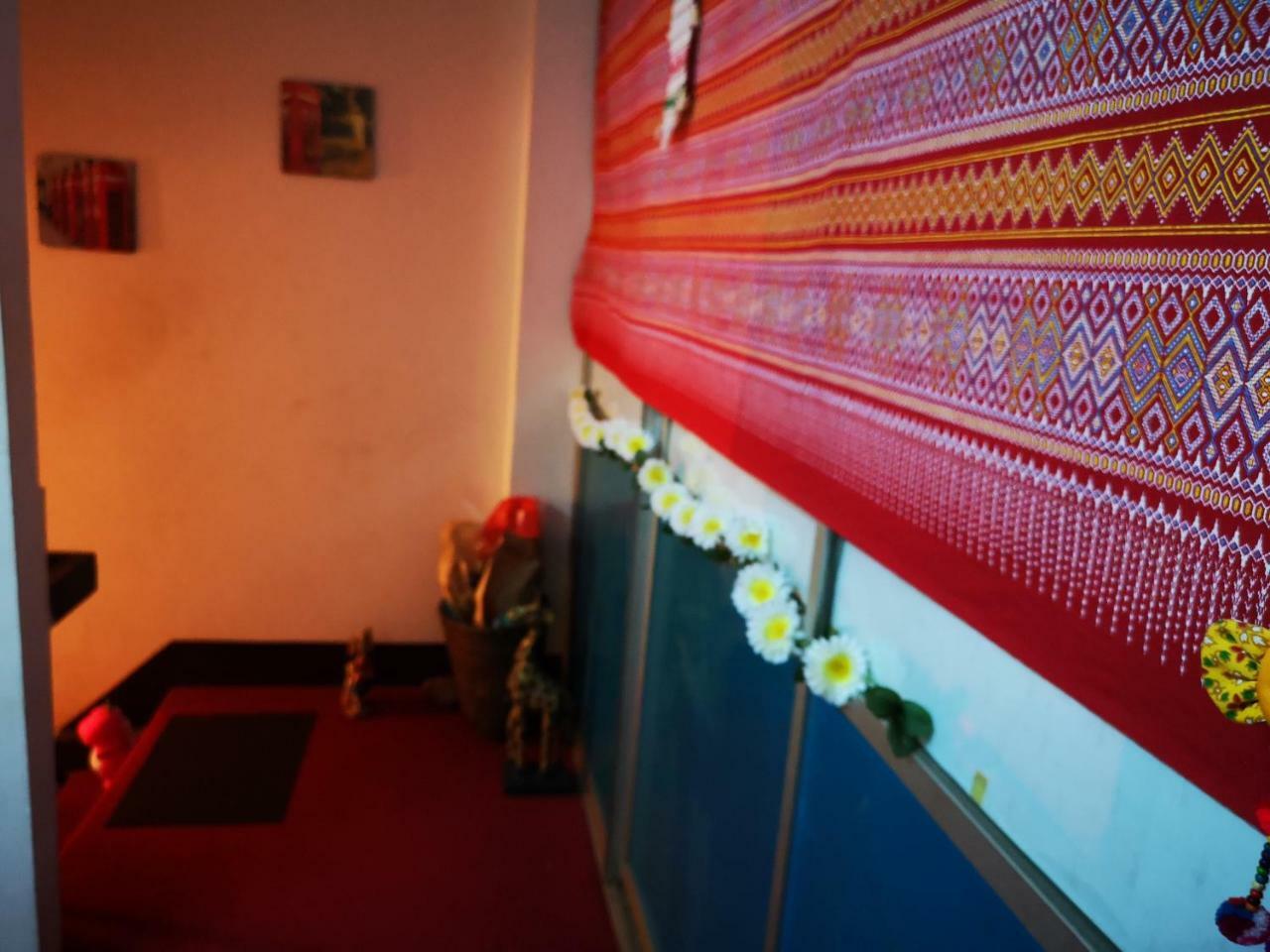 Sofia Hostel Chiang Rai Buitenkant foto