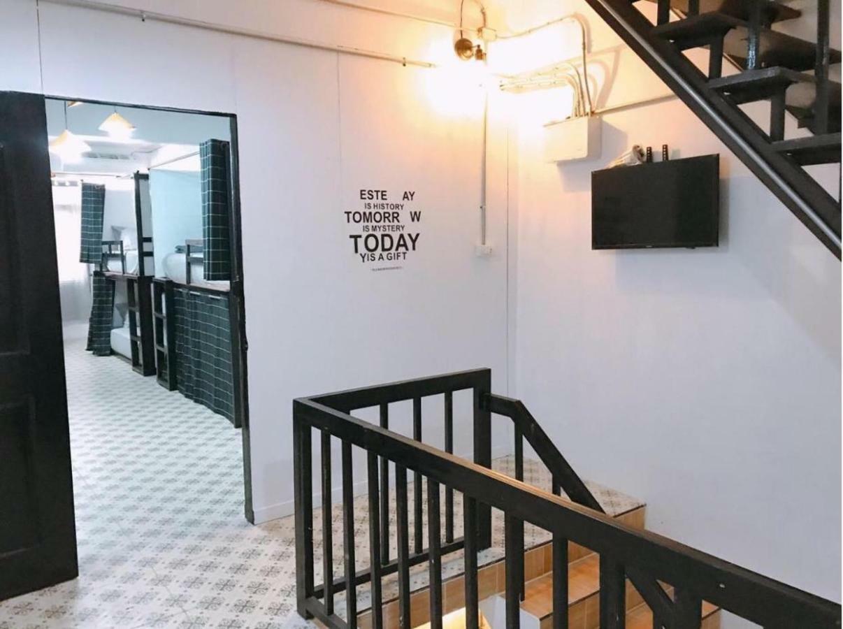 Sofia Hostel Chiang Rai Buitenkant foto